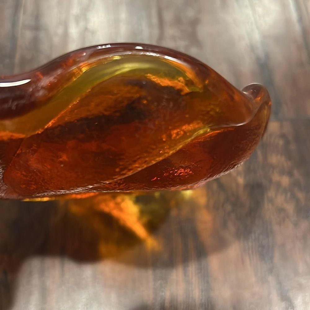 Vintage MCM Amberina Swirl Art Glass Ashtray Candy Trinket Dish - Picture 3 of 5